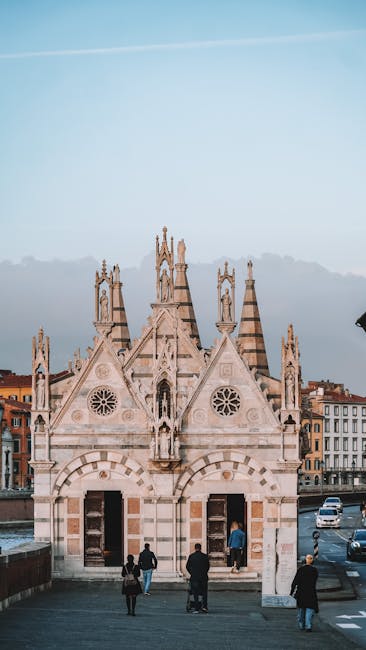 Santa Maria della Spina riverside facade
